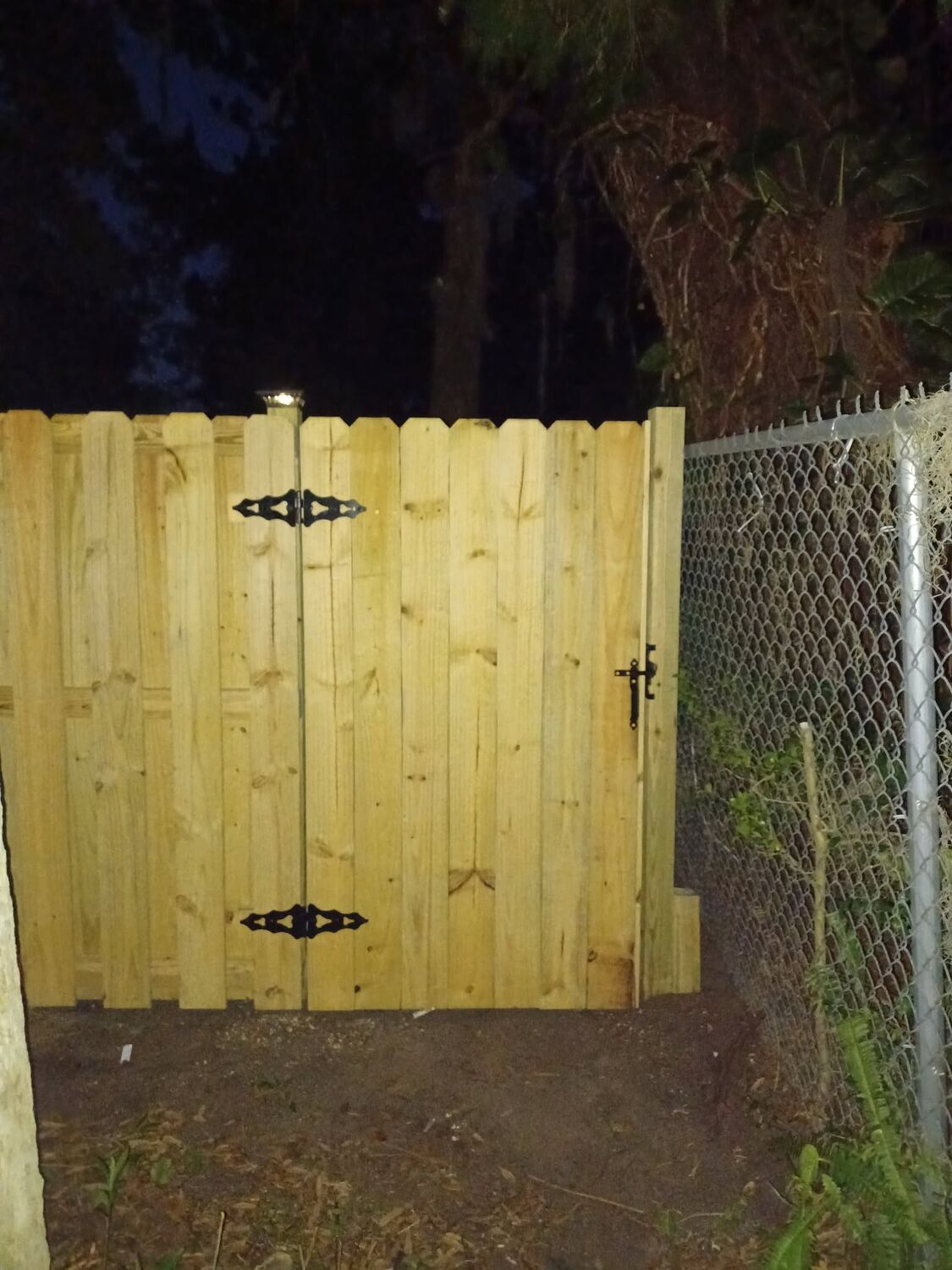 Custom gate build