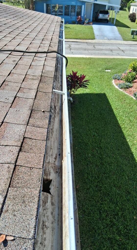 Gutters cleared after cleaning by Dan's Service & Repair, LLC